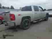2007 Chevrolet Silverado 1500 LTZ z VIN 3GCEK13M17G551970, wystawiony jako Copart lot #80522755 z przebiegiem Nie podano mil oraz Czysty tytuł • Clean title. Historia ofert i sprzedaży dostępna na DreamBid. Obrazek 3.