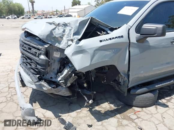 2024 Chevrolet Silverado 1500 Custom with VIN 1GCPABEKXRZ218666, listed as a IAAI auction lot 42652969 with 31,189 mi miles and . Bid and sale history available at DreamBid. Image 6.