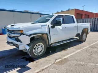 2023 Chevrolet Silverado 3500HD High Country с VIN 1GC4YVEY0PF118255, выставлен на аукционе Copart как лот 59708195 с пробегом 75 478 миль миль и Списание • Salvage title. История ставок и продаж доступна на DreamBid. Изображение 1.