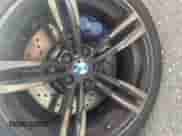 2015 BMW M3 z VIN WBS3C9C58FP804958, wystawiony jako Copart lot #70424075 z przebiegiem 118 820 mil mil oraz Szkoda całkowita • Salvage title. Historia ofert i sprzedaży dostępna na DreamBid. Obrazek 14.