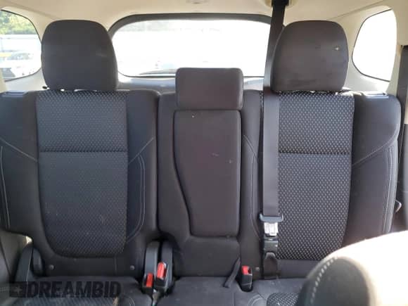 2020 Mitsubishi Outlander ES z VIN JA4AZ3A36LZ026357, wystawiony jako Copart lot #87419915 z przebiegiem 92 497 mil mil oraz Szkoda całkowita • Salvage title. Historia ofert i sprzedaży dostępna na DreamBid. Obrazek 10.