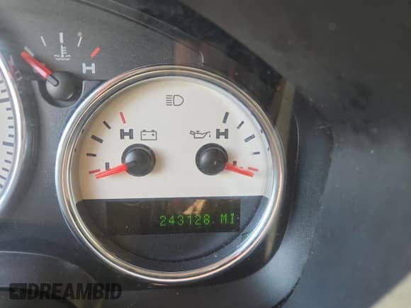 2004 Ford F-150 XLT with VIN 1FTPW14514KB45342, listed as a Copart auction lot 84925225 with 243,128 mi miles and Clean title. Bid and sale history available at DreamBid. Image 9.