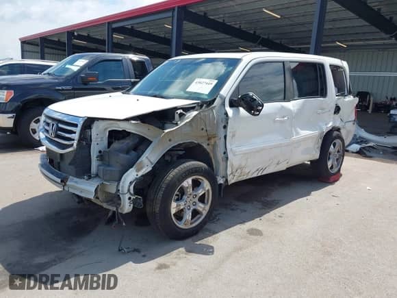 2014 Honda Pilot EX-L z VIN 5FNYF4H55EB010556, wystawiony jako IAAI lot #43027449 z przebiegiem 114 365 mil mil oraz . Historia ofert i sprzedaży dostępna na DreamBid. Obrazek 2.