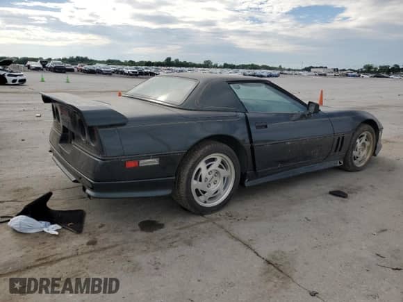 1990 Chevrolet Corvette с VIN 1G1YY3386L5114261, выставлен на аукционе Copart как лот 56306614 с пробегом 69 097 миль миль и Списание • Salvage title. История ставок и продаж доступна на DreamBid. Изображение 3.