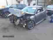 2016 Hyundai Veloster Turbo с VIN KMHTC6AE8GU273459, выставлен на аукционе IAAI как лот 43379586 с пробегом 55 839 миль миль и . История ставок и продаж доступна на DreamBid. Изображение 2.