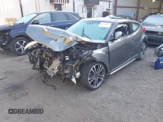 2016 Hyundai Veloster Turbo с VIN KMHTC6AE8GU273459, выставлен на аукционе IAAI как лот 43379586 с пробегом 55 839 миль миль и . История ставок и продаж доступна на DreamBid. Изображение 2.