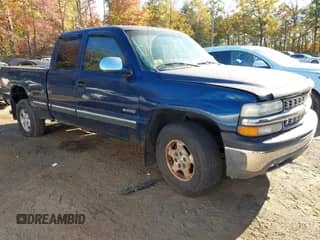 2001 Chevrolet Silverado 1500 LS с VIN 1GCEK19T71E198566, выставлен на аукционе IAAI как лот 43500423 с пробегом 236 813 миль миль и . История ставок и продаж доступна на DreamBid. Изображение 1.