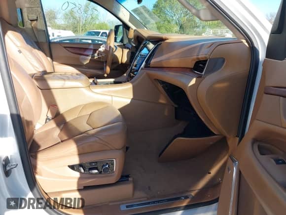 2016 Cadillac Escalade ESV Platinum с VIN 1GYS4KKJ6GR257095, выставлен на аукционе IAAI как лот 42335850 с пробегом 199 119 миль миль и . История ставок и продаж доступна на DreamBid. Изображение 5.