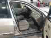 2001 Honda Accord LX z VIN 1HGCG66561A056245, wystawiony jako IAAI lot #42882395 z przebiegiem 251 553 mil mil oraz . Historia ofert i sprzedaży dostępna na DreamBid. Obrazek 5.