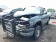 2007 Chevrolet Silverado 2500HD LT1 z VIN 1GCHK24U07E103731, wystawiony jako IAAI lot #42251715 z przebiegiem 199 286 mil mil oraz . Historia ofert i sprzedaży dostępna na DreamBid. Obrazek 2.
