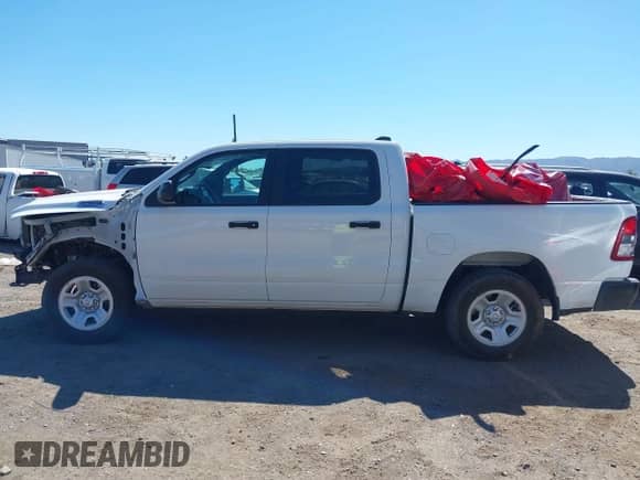 2023 Ram 1500 Tradesman z VIN 1C6RRFGG1PN665111, wystawiony jako IAAI lot #43181913 z przebiegiem 12 791 mil mil oraz . Historia ofert i sprzedaży dostępna na DreamBid. Obrazek 14.