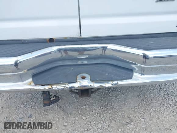 2012 Ford Econoline Cargo Super Duty Commercial with VIN 1FTSE3EL5CDA94999, listed as a IAAI auction lot 42921408 with 148,917 mi miles and . Bid and sale history available at DreamBid. Image 6.