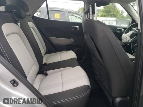 2024 Hyundai Venue SEL с VIN KMHRC8A34RU318310, выставлен на аукционе Copart как лот 69628794 с пробегом 5 467 миль миль и Списание • Salvage title. История ставок и продаж доступна на DreamBid. Изображение 11.