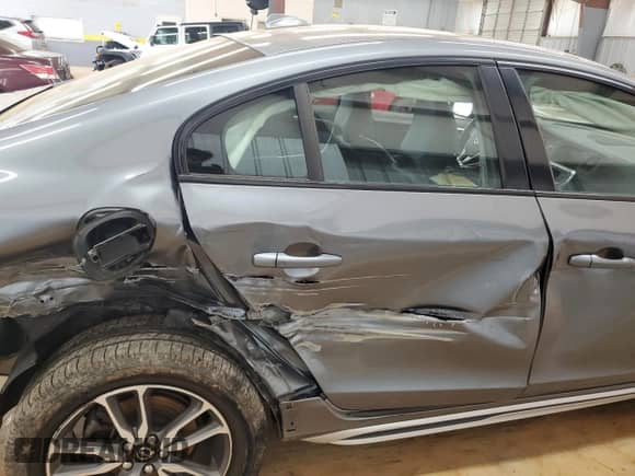 2016 Volvo S60 T5 Platinum с VIN YV4612UM5G2001026, выставлен на аукционе Copart как лот 60648825 с пробегом 93 434 миль миль и Списание • Salvage title. История ставок и продаж доступна на DreamBid. Изображение 10.