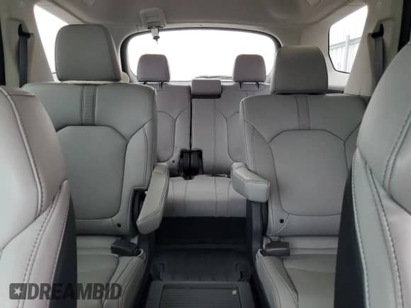 2023 Honda Pilot EX-L z VIN 5FNYG2H58PB001919, wystawiony jako Copart lot #81365014 z przebiegiem 13 624 mil mil oraz Szkoda całkowita • Salvage title. Historia ofert i sprzedaży dostępna na DreamBid. Obrazek 10.