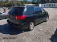 2009 Toyota Sienna XLE with VIN 5TDZK22C19S236610, listed as a IAAI auction lot 43491937 with 352,699 mi miles and . Bid and sale history available at DreamBid. Image 4.