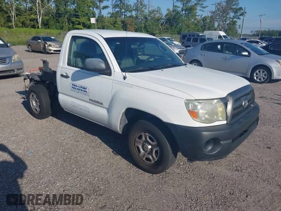 2009 Toyota Tacoma z VIN 5TENX22N79Z670356, wystawiony jako IAAI lot #43190438 z przebiegiem 236 526 mil mil oraz . Historia ofert i sprzedaży dostępna na DreamBid. Obrazek 1.