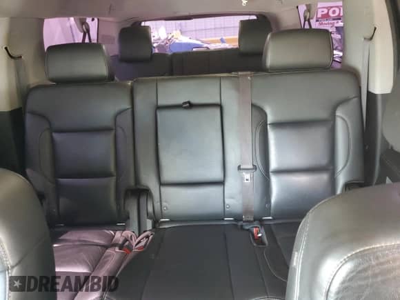 2015 Chevrolet Suburban LT с VIN 1GNSCJKC9FR279344, выставлен на аукционе Copart как лот 65216185 с пробегом 293 026 миль миль и Списание • Salvage title. История ставок и продаж доступна на DreamBid. Изображение 10.