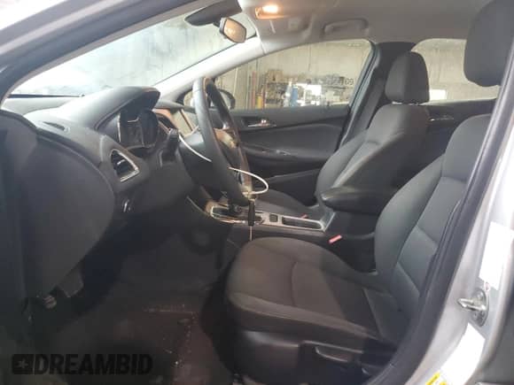 2016 Chevrolet Cruze LS с VIN 1G1BC5SM2G7239427, выставлен на аукционе Copart как лот 81004805 с пробегом 101 916 миль миль и Списание • Salvage title. История ставок и продаж доступна на DreamBid. Изображение 7.