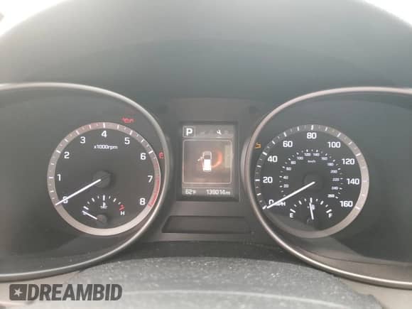 2017 Hyundai Santa Fe SE with VIN KM8SMDHF8HU230690, listed as a Copart auction lot 87459895 with 139,014 mi miles and Clean title. Bid and sale history available at DreamBid. Image 9.