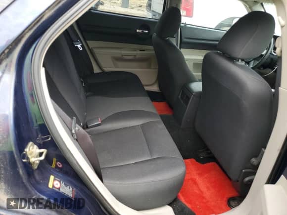 2005 Dodge Magnum SE with VIN 2D8FV48V85H546763, listed as a Copart auction lot 68345394 with 92,012 mi miles and Salvage title. Bid and sale history available at DreamBid. Image 10.