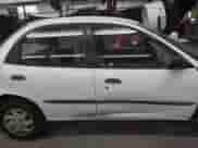 2001 Chevrolet Metro Lsi z VIN 2C1MR522816702155, wystawiony jako IAAI lot #41829889 z przebiegiem 162 769 mil mil oraz . Historia ofert i sprzedaży dostępna na DreamBid. Obrazek 13.