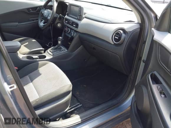 2019 Hyundai Kona SE с VIN KM8K1CAA0KU302720, выставлен на аукционе IAAI как лот 42556097 с пробегом 109 979 миль миль и . История ставок и продаж доступна на DreamBid. Изображение 5.