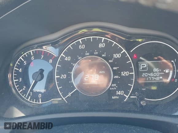 2016 Nissan Note SV z VIN 3N1CE2CP1GL377245, wystawiony jako IAAI lot #43225795 z przebiegiem 204 600 mil mil oraz . Historia ofert i sprzedaży dostępna na DreamBid. Obrazek 7.