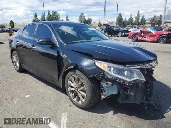 2016 Kia Optima EX с VIN 5XXGU4L30GG055573, выставлен на аукционе Copart как лот 81593815 с пробегом 312 687 миль миль и Списание • Salvage title. История ставок и продаж доступна на DreamBid. Изображение 4.