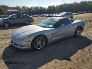 2005 Chevrolet Corvette с VIN 1G1YY24U455103476, выставлен на аукционе Copart как лот 80353595 с пробегом 190 544 миль миль и Чистый • Clean title. История ставок и продаж доступна на DreamBid. Изображение 1.