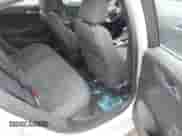 2017 Chevrolet Cruze LT z VIN 3G1BE6SM9HS609257, wystawiony jako IAAI lot #41314653 z przebiegiem 140 627 mil mil oraz . Historia ofert i sprzedaży dostępna na DreamBid. Obrazek 8.