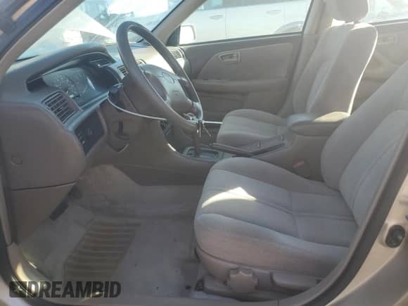 2001 Toyota Camry LE with VIN 4T1BG22K01U843250, listed as a Copart auction lot 90685635 with 150,266 mi miles and Clean title. Bid and sale history available at DreamBid. Image 7.