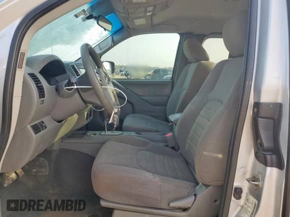 2020 Nissan Frontier S z VIN 1N6ED0CE3LN709981, wystawiony jako Copart lot #61548955 z przebiegiem 105 854 mil mil oraz Szkoda całkowita • Salvage title. Historia ofert i sprzedaży dostępna na DreamBid. Obrazek 7.