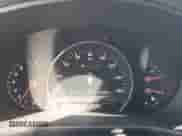 2016 Kia Sorento SXL z VIN 5XYPKDA54GG029984, wystawiony jako Copart lot #82266945 z przebiegiem 154 649 mil mil oraz Czysty tytuł • Clean title. Historia ofert i sprzedaży dostępna na DreamBid. Obrazek 9.