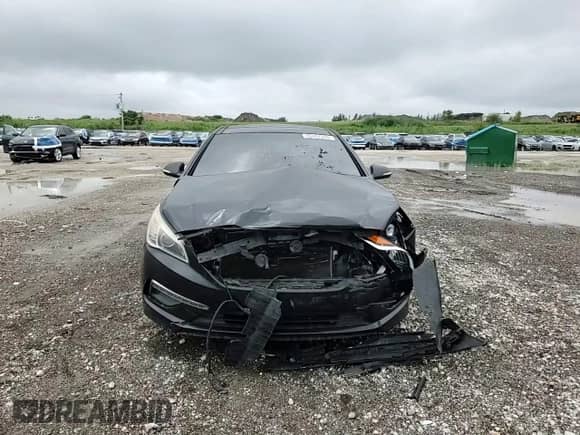 2015 Hyundai Sonata Limited z VIN 5NPE34AF3FH142636, wystawiony jako Copart lot #86062205 z przebiegiem 155 527 mil mil oraz Szkoda całkowita • Salvage title. Historia ofert i sprzedaży dostępna na DreamBid. Obrazek 13.