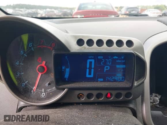 2016 Chevrolet Sonic LT с VIN 1G1JC5SHXG4101926, выставлен на аукционе IAAI как лот 42390512 с пробегом 142 900 миль миль и . История ставок и продаж доступна на DreamBid. Изображение 7.