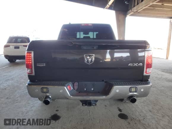 2017 Ram 1500 Laramie z VIN 1C6RR7VTXHS690713, wystawiony jako Copart lot #48139245 z przebiegiem 103 326 mil mil oraz Szkoda całkowita • Salvage title. Historia ofert i sprzedaży dostępna na DreamBid. Obrazek 6.