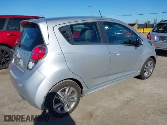 2016 Chevrolet Spark LT with VIN KL8CK6S01GC650173, listed as a IAAI auction lot 41877890 with 44,572 mi miles and . Bid and sale history available at DreamBid. Image 4.