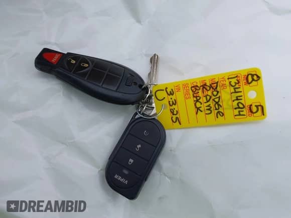 2019 Ram 1500 Express z VIN 1C6RR7FG8KS533240, wystawiony jako IAAI lot #41729499 z przebiegiem 81 518 mil mil oraz . Historia ofert i sprzedaży dostępna na DreamBid. Obrazek 11.