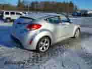 2012 Hyundai Veloster w/Gray Int z VIN KMHTC6AD0CU034568, wystawiony jako IAAI lot #41460659 z przebiegiem 141 826 mil mil oraz . Historia ofert i sprzedaży dostępna na DreamBid. Obrazek 4.