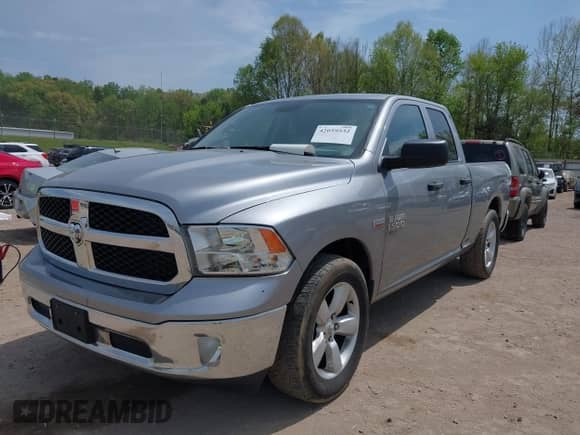 2021 Ram 1500 Tradesman z VIN 1C6RR6FT0MS515437, wystawiony jako IAAI lot #42059532 z przebiegiem 92 741 mil mil oraz . Historia ofert i sprzedaży dostępna na DreamBid. Obrazek 17.