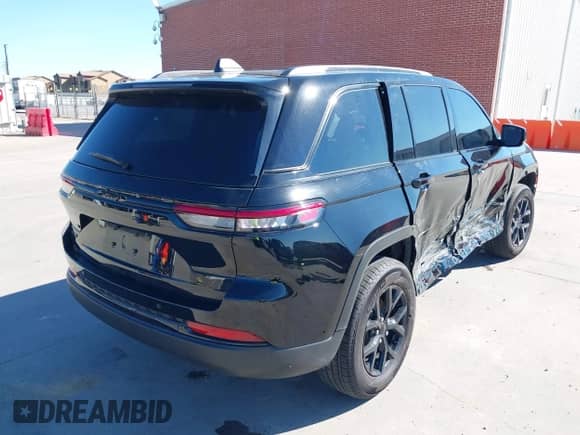 2024 Jeep Grand Cherokee Altitude X с VIN 1C4RJHAG6RC248750, выставлен на аукционе IAAI как лот 42183137 с пробегом 9 522 миль миль и . История ставок и продаж доступна на DreamBid. Изображение 4.