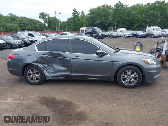 2011 Honda Accord SE with VIN 1HGCP2F6XBA093947, listed as a IAAI auction lot 42780783 with 211,393 mi miles and . Bid and sale history available at DreamBid. Image 13.