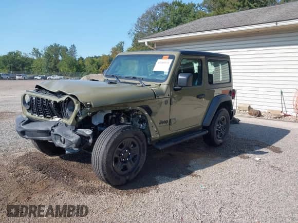 2025 Jeep Wrangler Sport with VIN 1C4PJXAN2SW524622, listed as a IAAI auction lot 43183515 with 8,865 mi miles and . Bid and sale history available at DreamBid. Image 2.