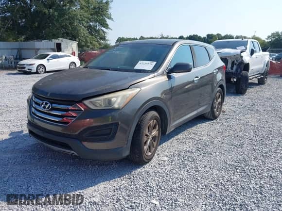 2013 Hyundai Santa Fe Sport с VIN 5XYZT3LB1DG005883, выставлен на аукционе IAAI как лот 43225576 с пробегом 129 386 миль миль и . История ставок и продаж доступна на DreamBid. Изображение 18.