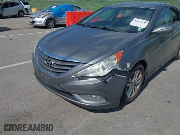 2013 Hyundai Sonata GLS с VIN 5NPEB4AC3DH556392, выставлен на аукционе IAAI как лот 42834939 с пробегом 152 463 миль миль и . История ставок и продаж доступна на DreamBid. Изображение 11.