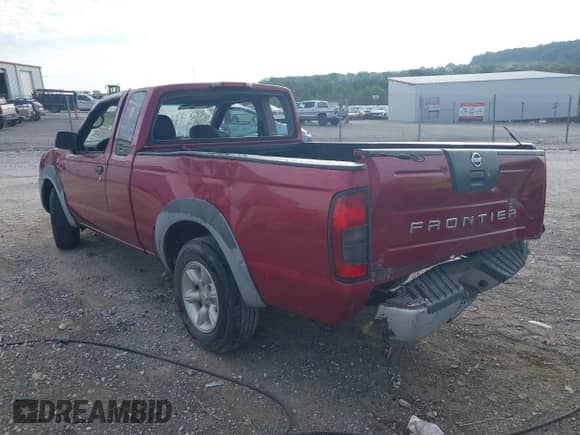 2002 Nissan Frontier XE with VIN 1N6DD26S22C301796, listed as a IAAI auction lot 43385237 with Not provided miles and . Bid and sale history available at DreamBid. Image 3.