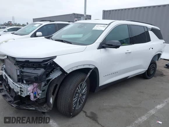 2024 Chevrolet Traverse FWD LT with VIN 1GNERGKS4RJ234353, listed as a IAAI auction lot 42726489 with 7,334 mi miles and . Bid and sale history available at DreamBid. Image 2.