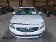 2015 Volvo S60 T5 Premier с VIN YV1612TKXF1348479, выставлен на аукционе IAAI как лот 42555934 с пробегом 138 062 миль миль и . История ставок и продаж доступна на DreamBid. Изображение 12.