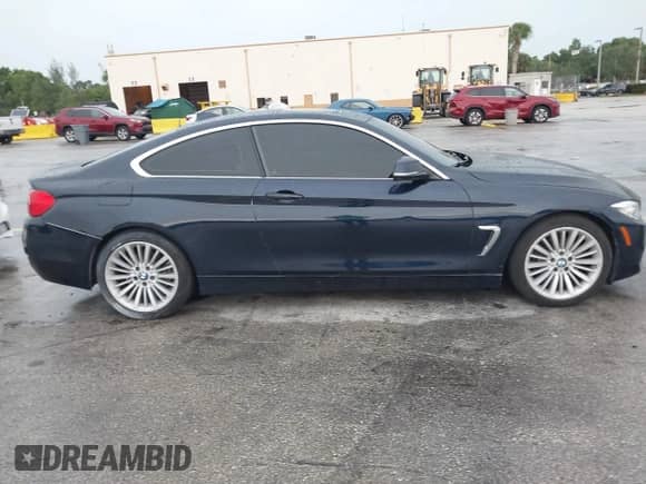 2015 BMW 4 Series 428i z VIN WBA3N3C56FK232264, wystawiony jako IAAI lot #42411099 z przebiegiem 102 686 mil mil oraz . Historia ofert i sprzedaży dostępna na DreamBid. Obrazek 13.